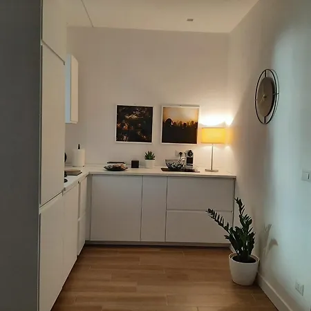 Cris House Апартаменты Бари